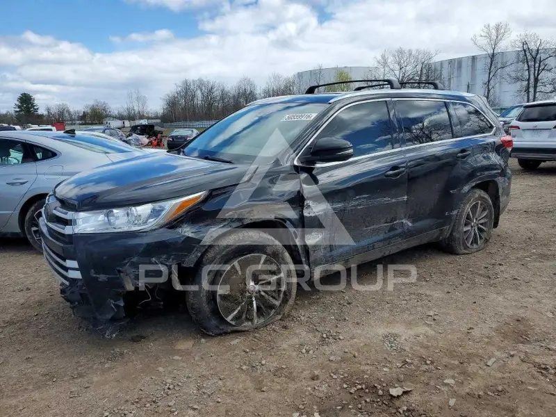 2017 Toyota Highlander фото