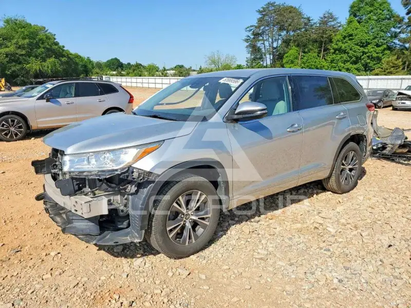 2017 Toyota Highlander фото