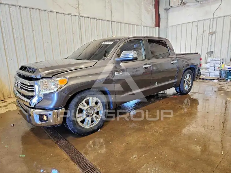 2017 Toyota TUNDRA фото