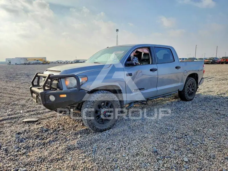 2017 Toyota TUNDRA фото