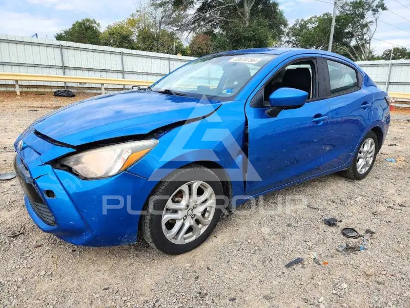 2017 Toyota YARIS photo