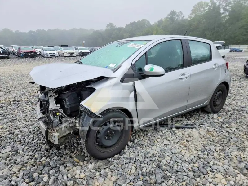 2017 Toyota YARIS photo