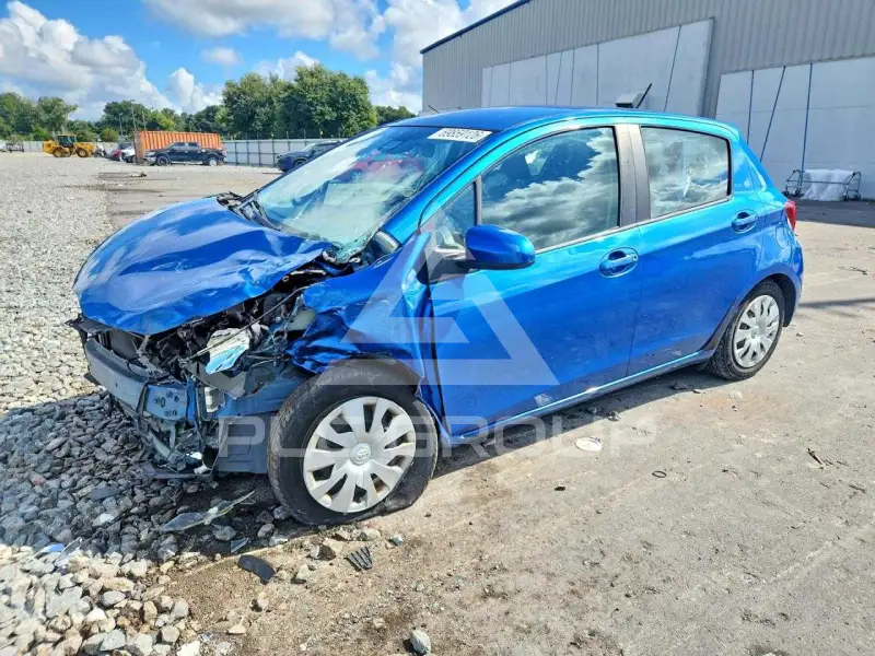 2017 Toyota YARIS фото
