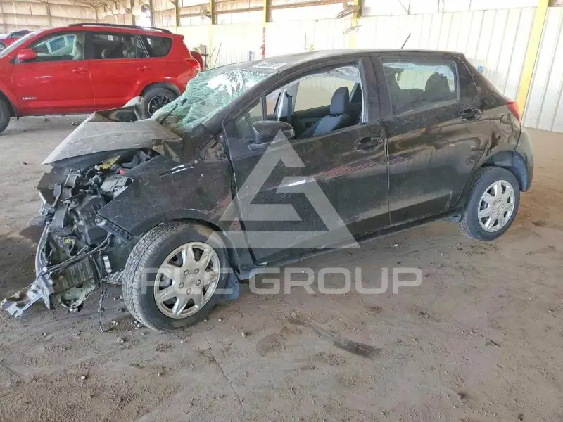 2017 Toyota YARIS фото