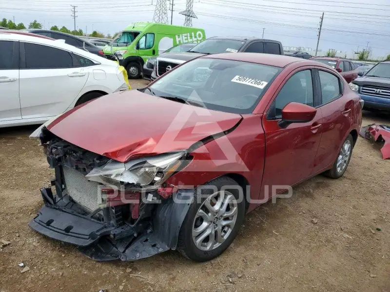 2017 Toyota YARIS фото
