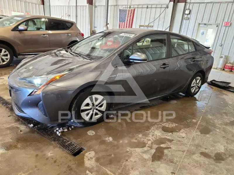 2017 Toyota PRIUS photo
