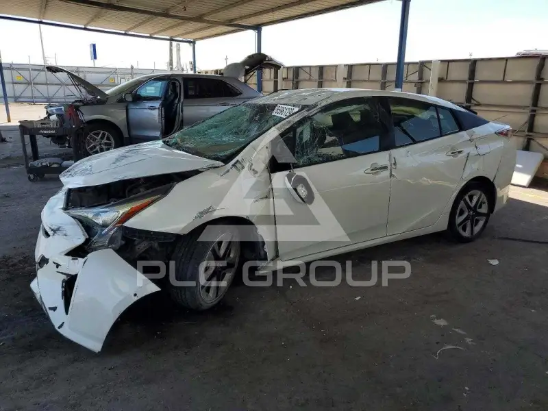 2017 Toyota PRIUS photo