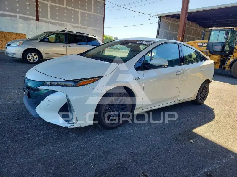 2017 Toyota PRIUS фото