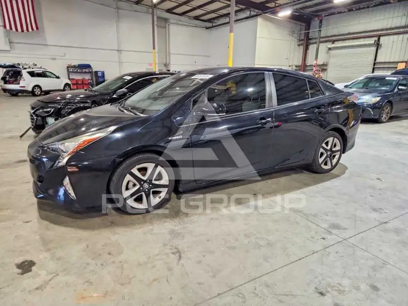 2017 Toyota PRIUS фото