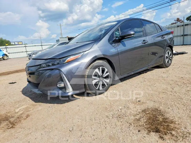 2017 Toyota PRIUS photo