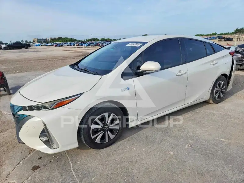 2017 Toyota PRIUS фото