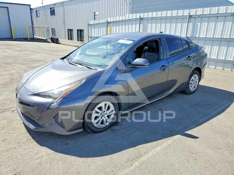 2017 Toyota PRIUS photo