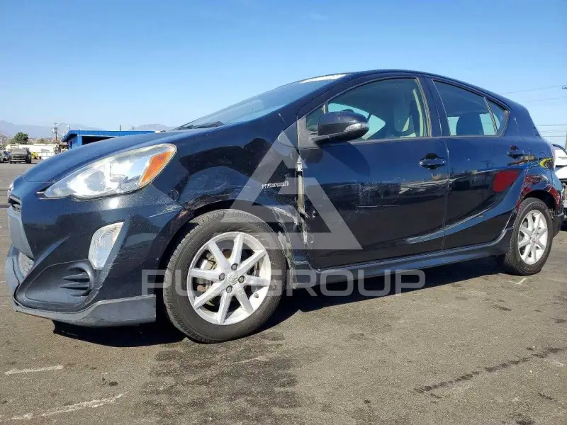2017 Toyota PRIUS photo