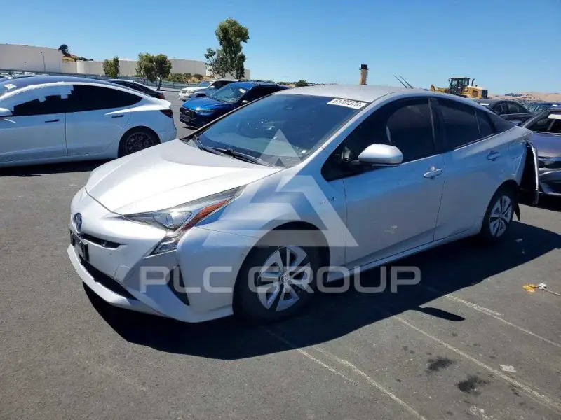 2017 Toyota PRIUS photo