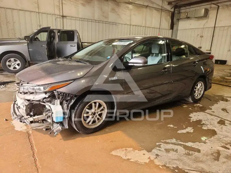 2017 Toyota PRIUS фото