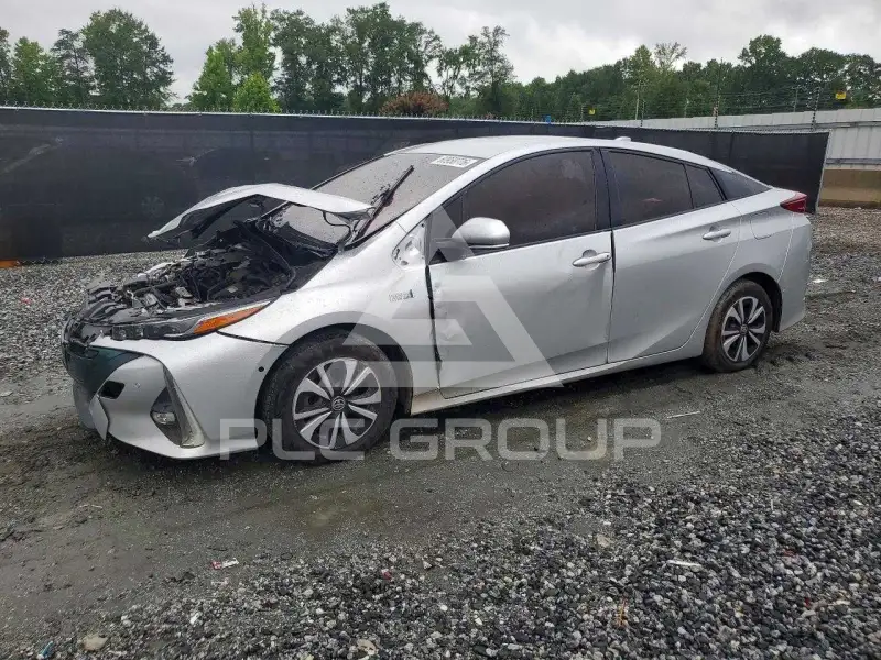 2017 Toyota PRIUS фото