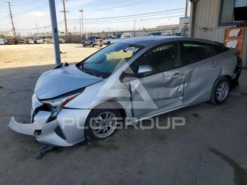 2017 Toyota PRIUS photo