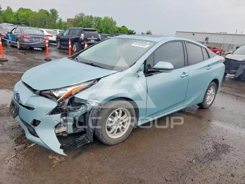 2017 Toyota PRIUS photo