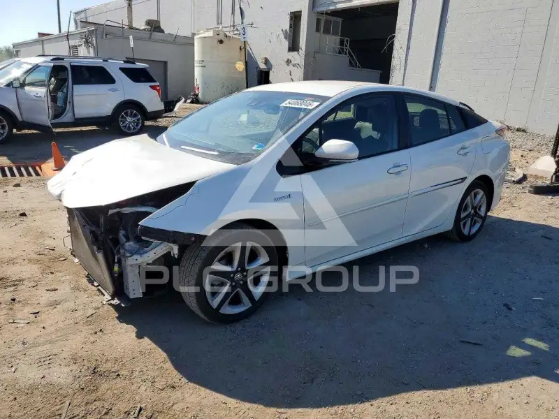 2017 Toyota PRIUS photo