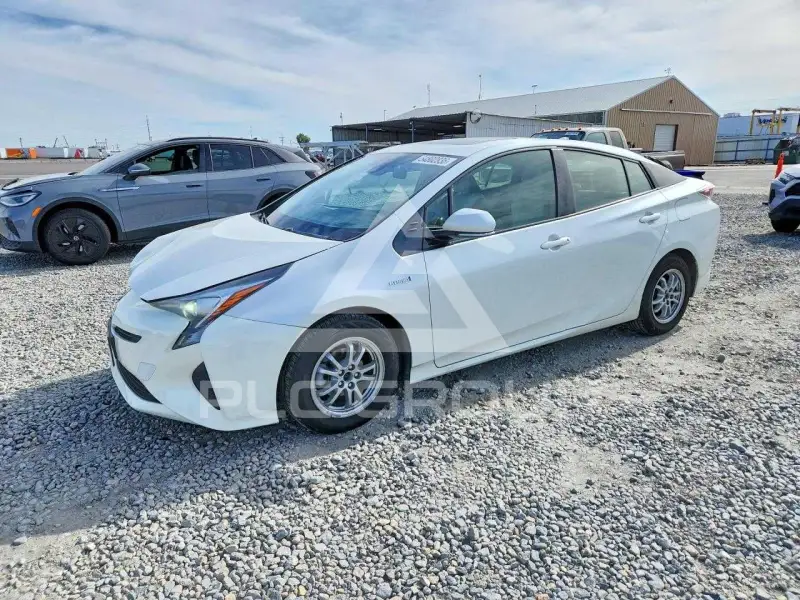 2017 Toyota PRIUS photo