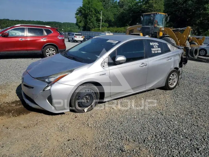 2017 Toyota PRIUS photo