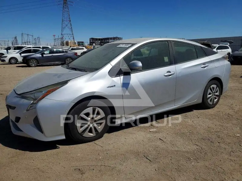 2017 Toyota PRIUS photo