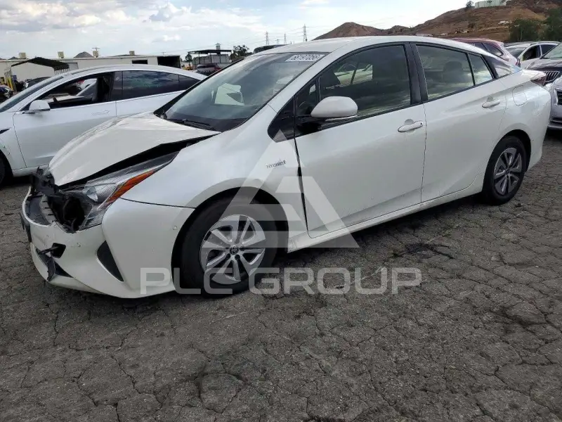 2017 Toyota PRIUS photo