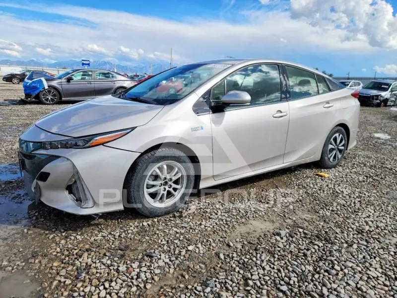 2017 Toyota PRIUS фото