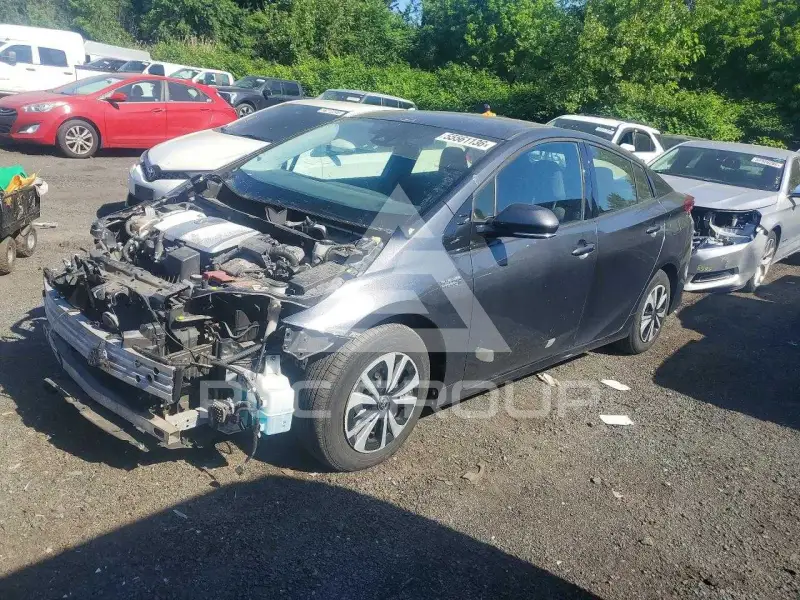 2017 Toyota PRIUS photo