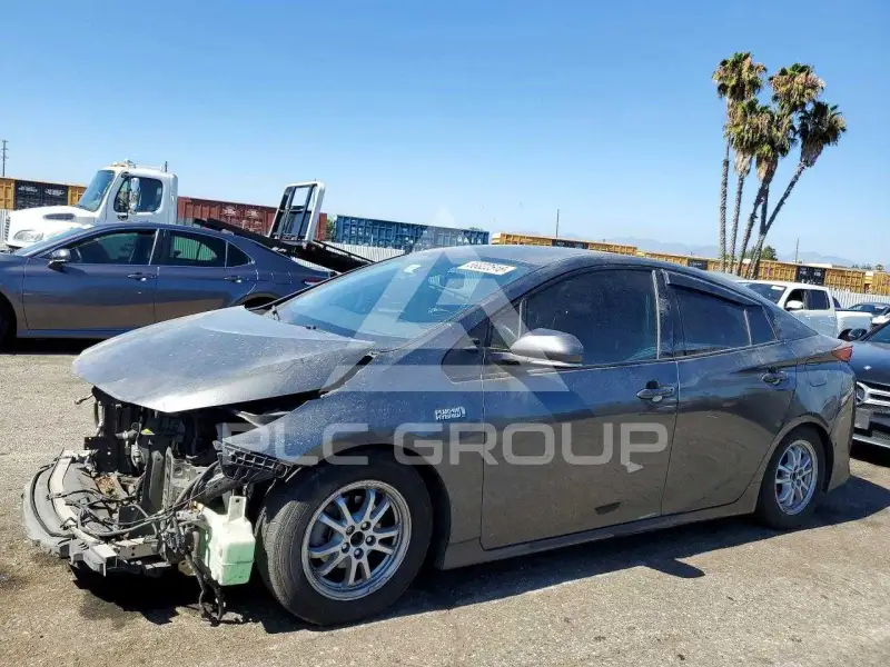 2017 Toyota PRIUS фото