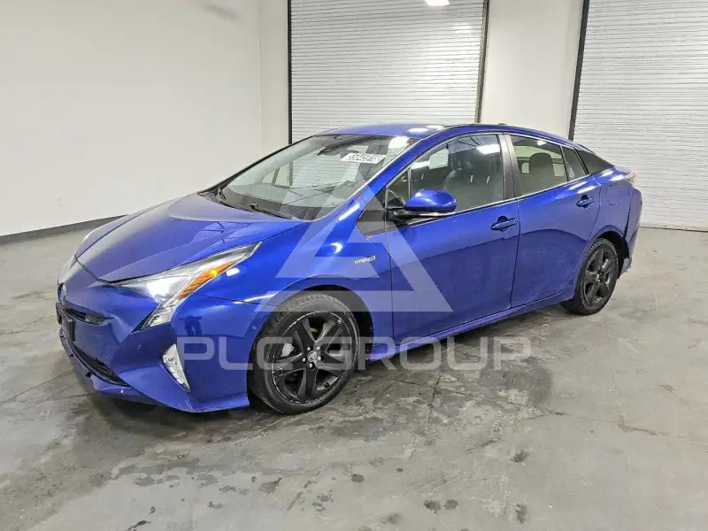 2017 Toyota PRIUS photo