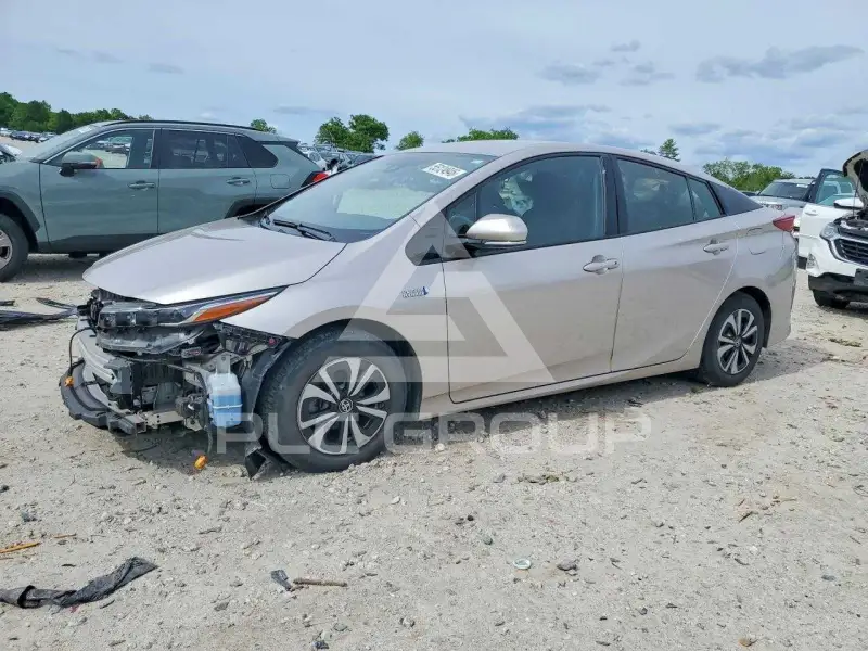 2017 Toyota PRIUS photo