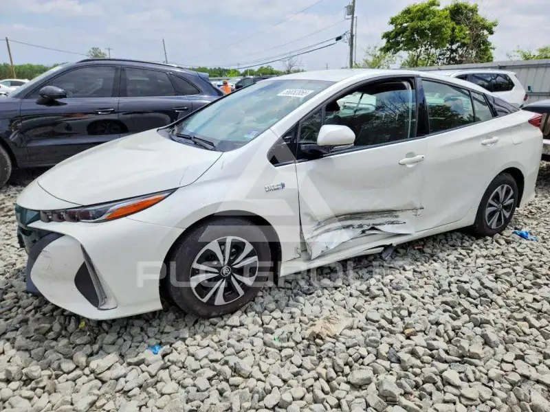 2017 Toyota PRIUS фото