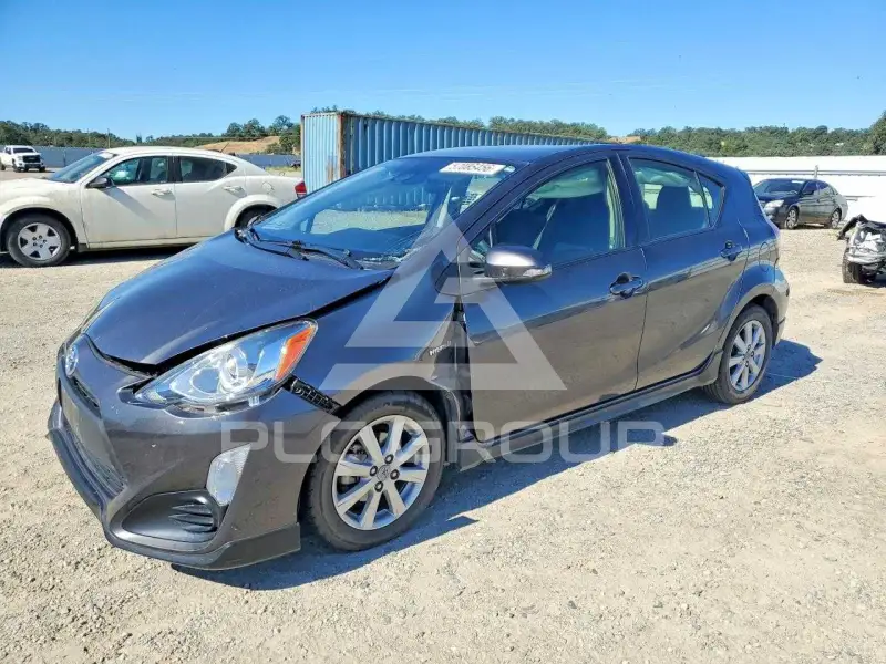2017 Toyota PRIUS photo
