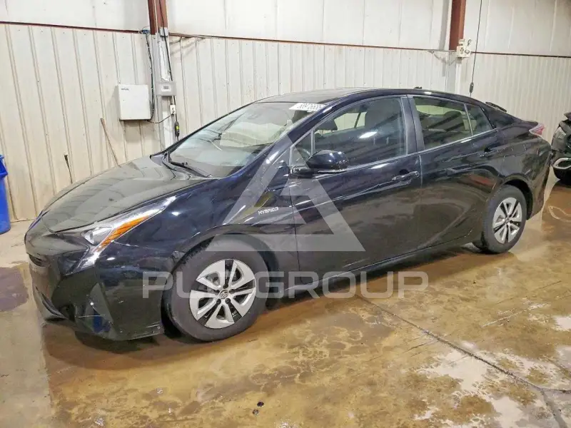 2017 Toyota PRIUS photo
