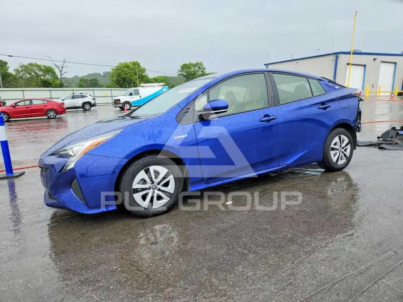 2017 Toyota PRIUS photo