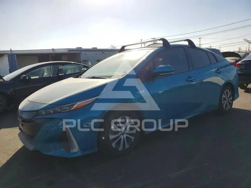 2017 Toyota PRIUS photo