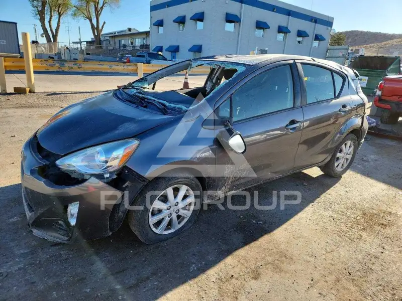 2017 Toyota PRIUS photo