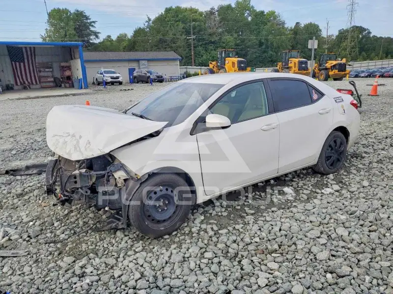 2017 Toyota COROLLA фото