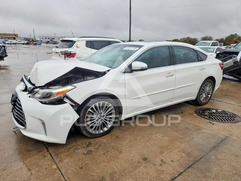 2017 Toyota AVALON photo