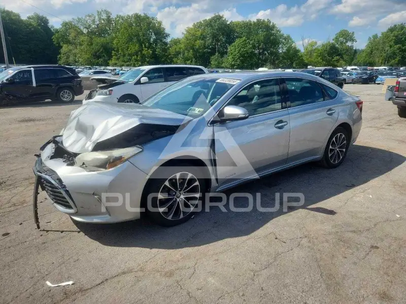 2017 Toyota AVALON фото