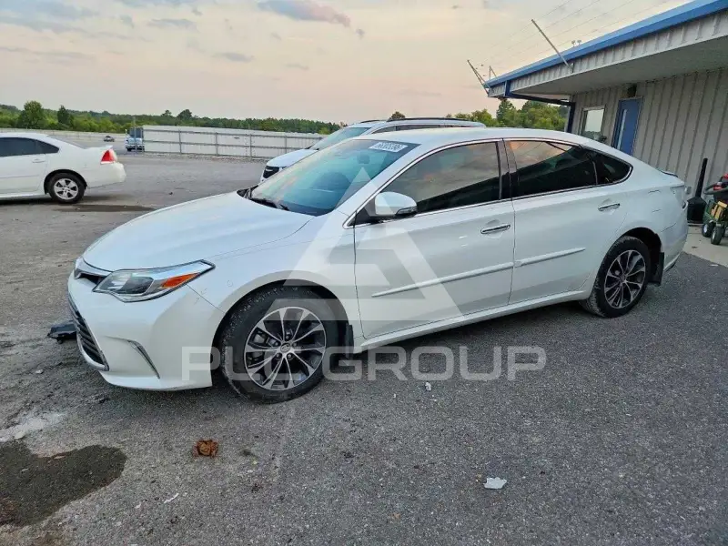 2017 Toyota AVALON фото