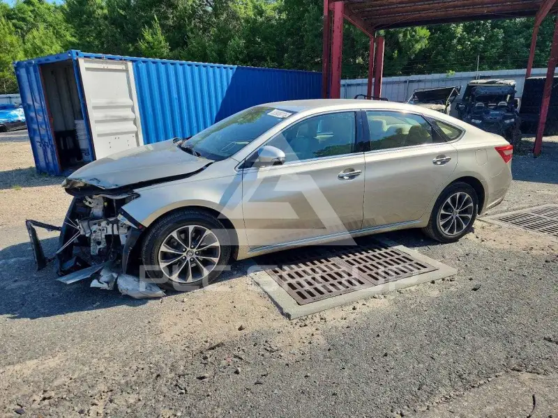 2017 Toyota AVALON фото