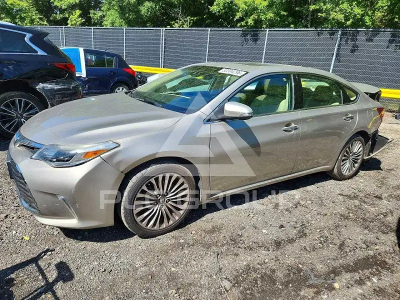 2017 Toyota AVALON photo