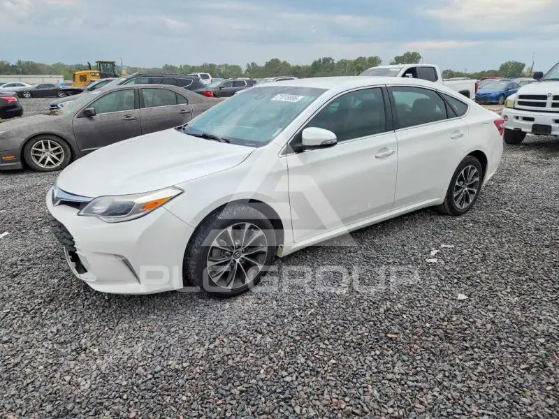 2017 Toyota AVALON photo