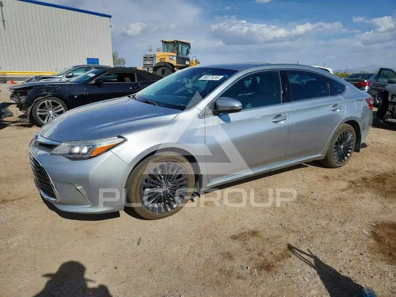 2017 Toyota AVALON photo