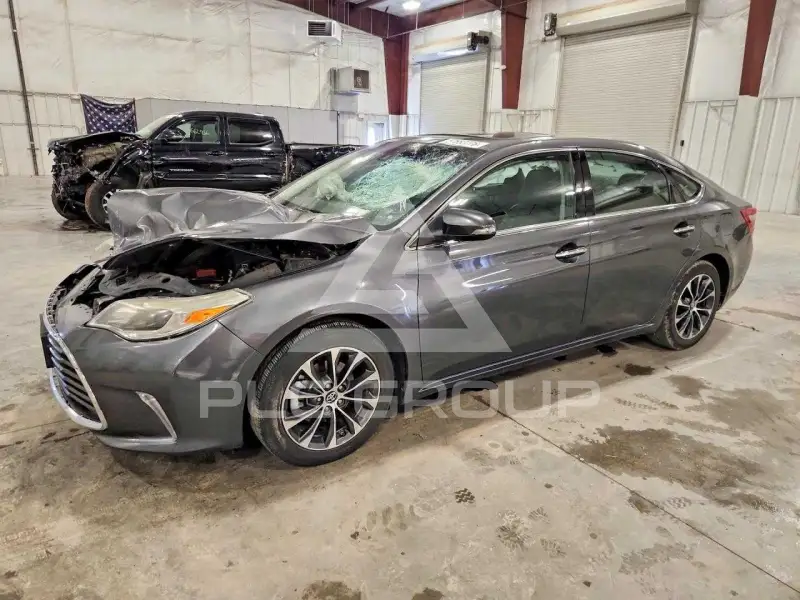 2017 Toyota AVALON фото