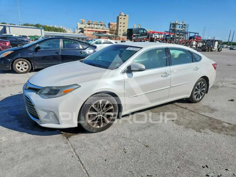 2017 Toyota AVALON фото