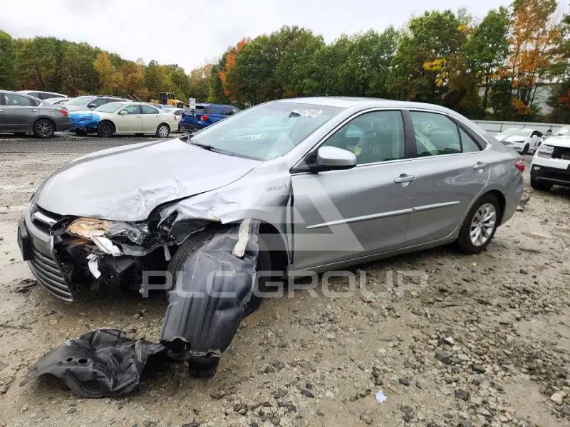 2017 Toyota CAMRY фото
