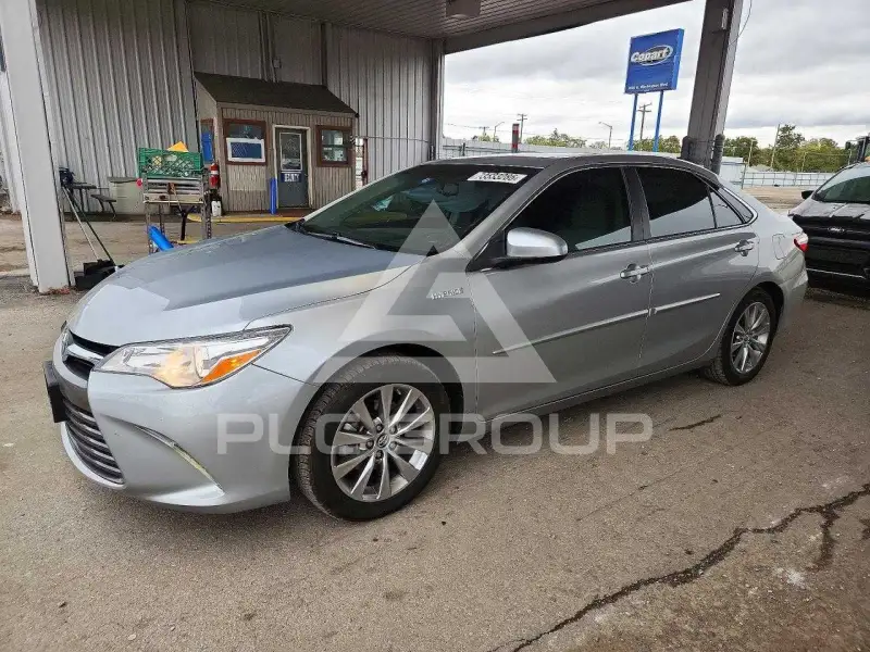 2017 Toyota CAMRY фото